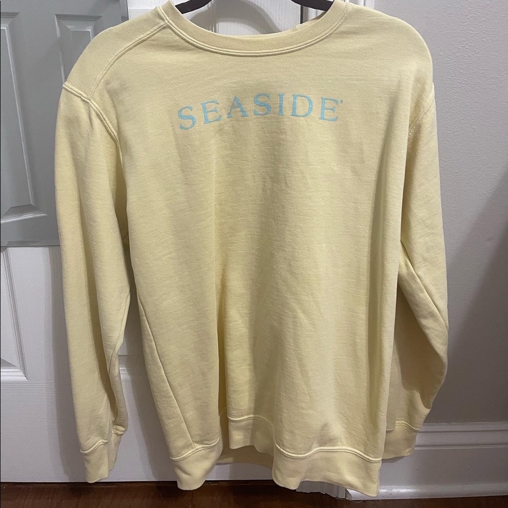 Seaside crewneck